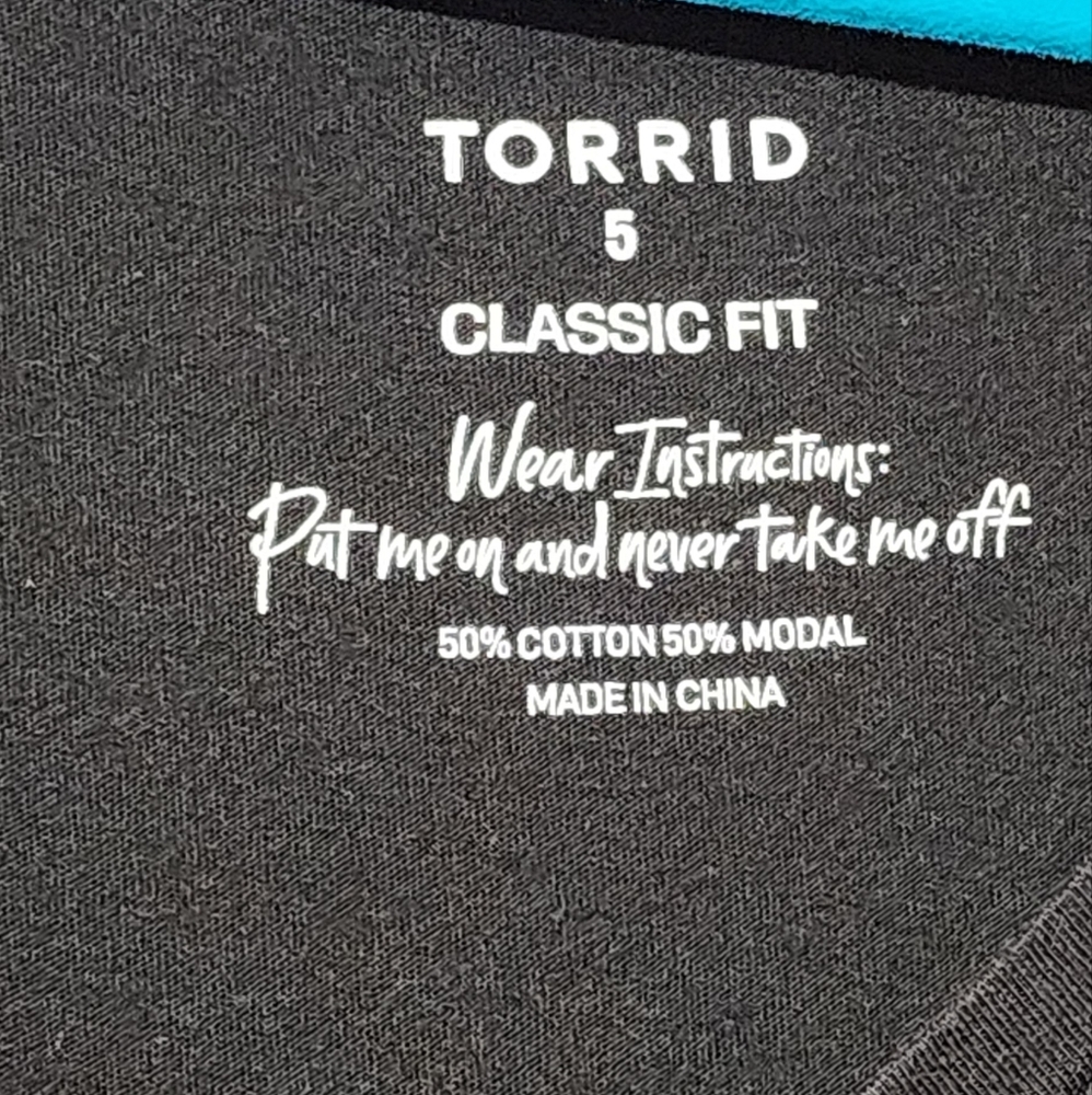 Torrid V Neck - Picture 5 of 6
